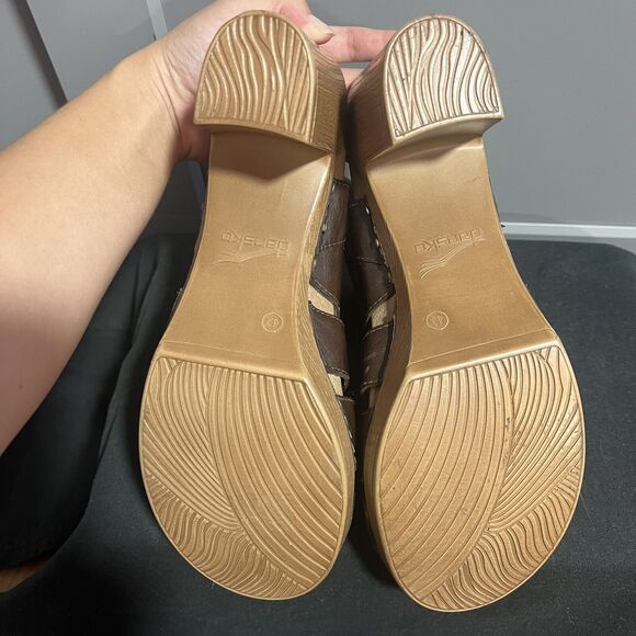 Dansko Demetra Chocolate Brown Peep Toe Teak Vintage Pull Up Sandals 42 US 11.5 - Picture 4 of 9